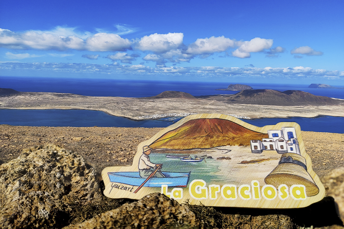 IMAN-DE-LA-GRACIOSA-DESDE-EL-MIRADOR-DEL-RIO