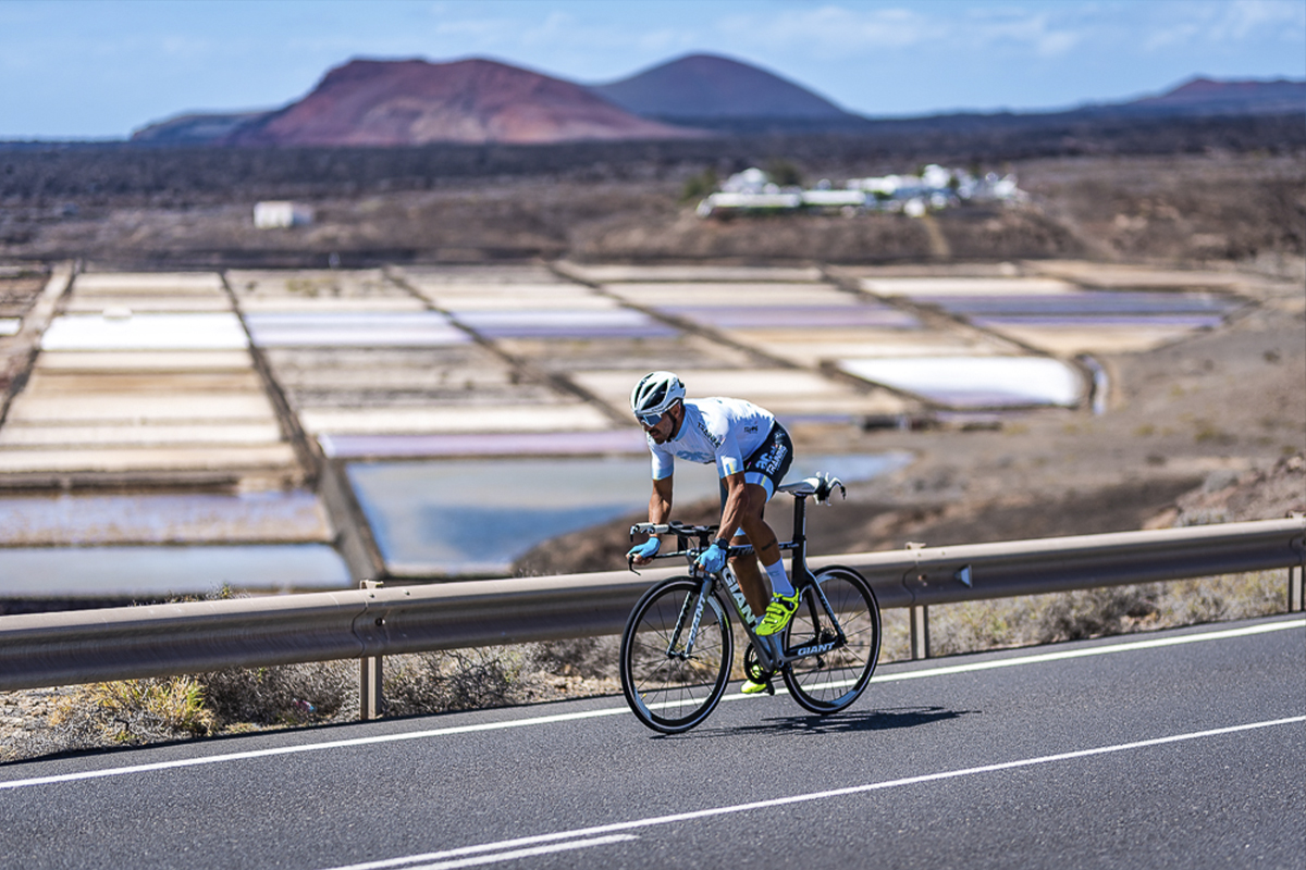 Cyclist in the Salinas de Janubio - yaizart