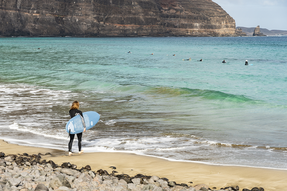 surfing norte lanzarote playa de atrás