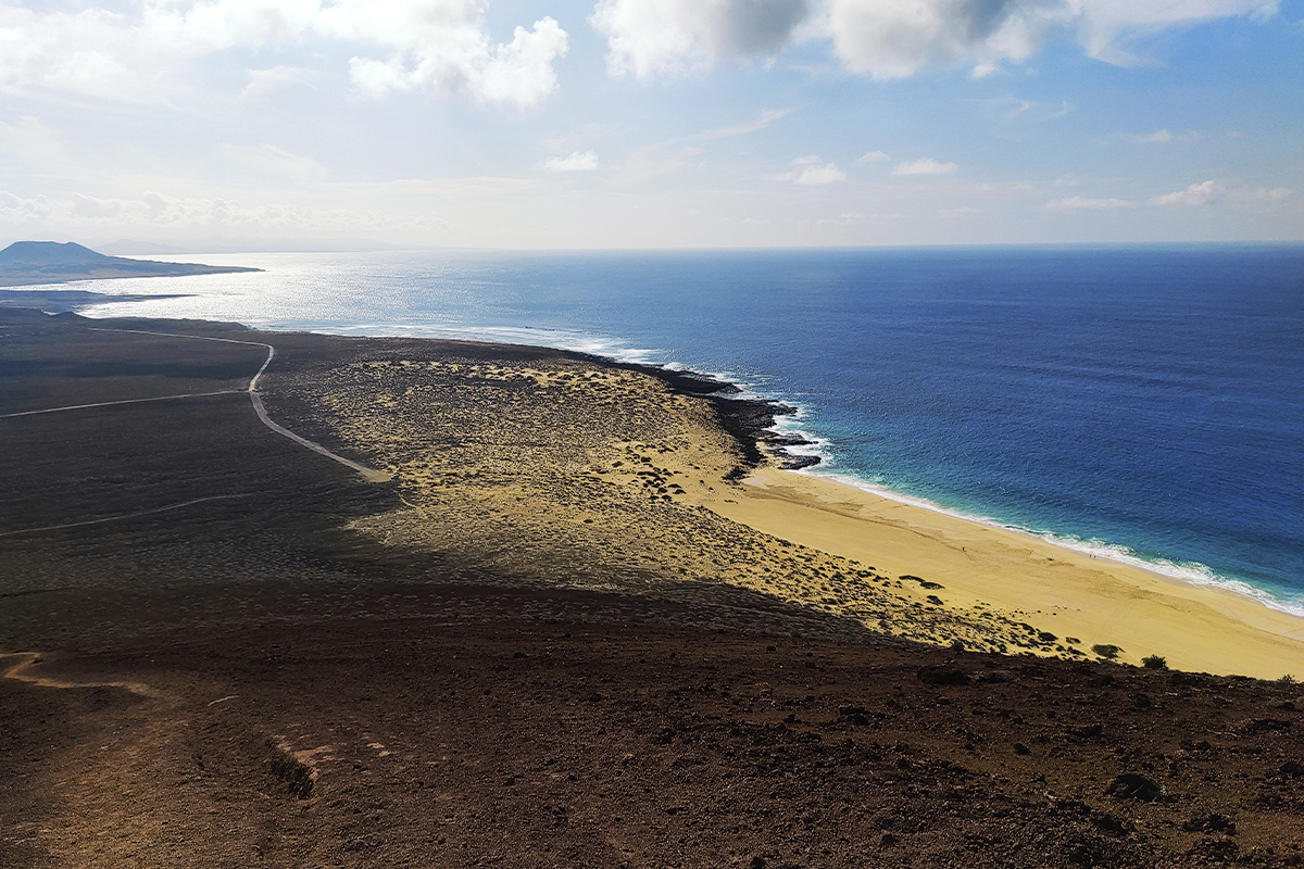 vistas-de-la-graciosa-desde-montaña-bermeja