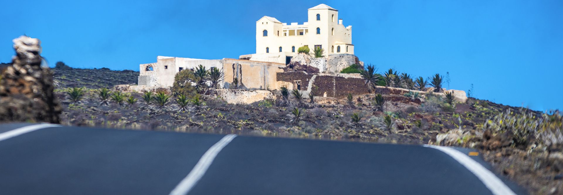 Cycling route through North of Lanzarote. Guide and best plans to do in Lanzarote
