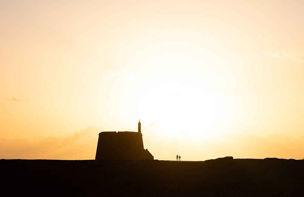 Vista del Castillo de las Coloradas al atardecer