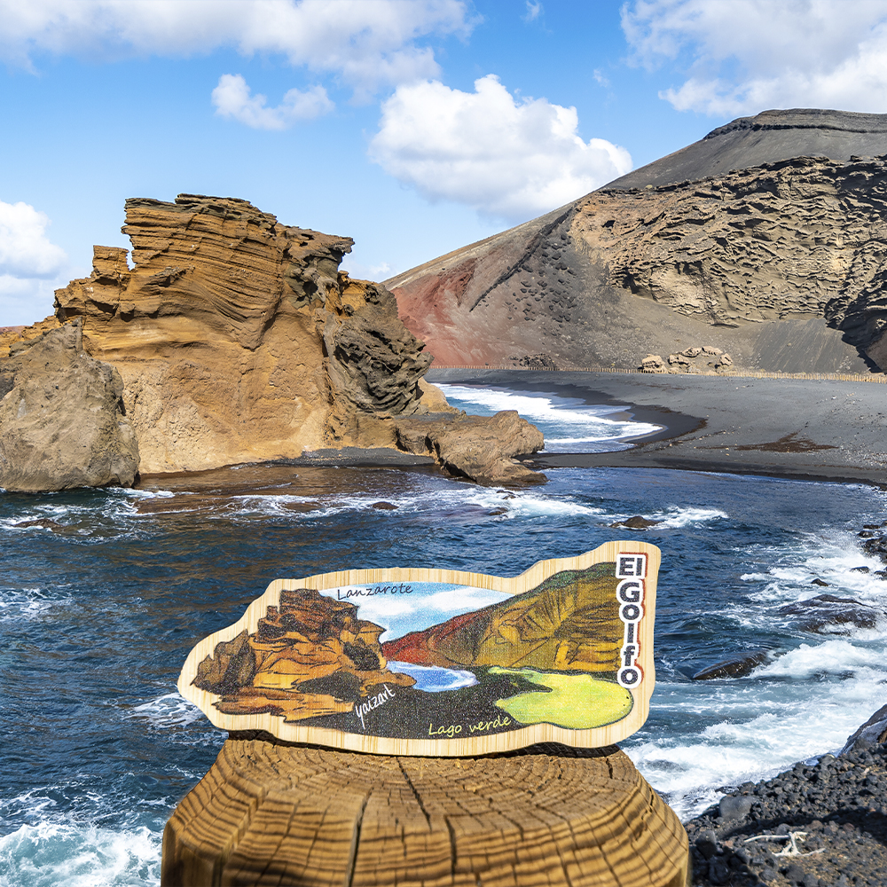 Imán El Golfo en playa de Lago Verde