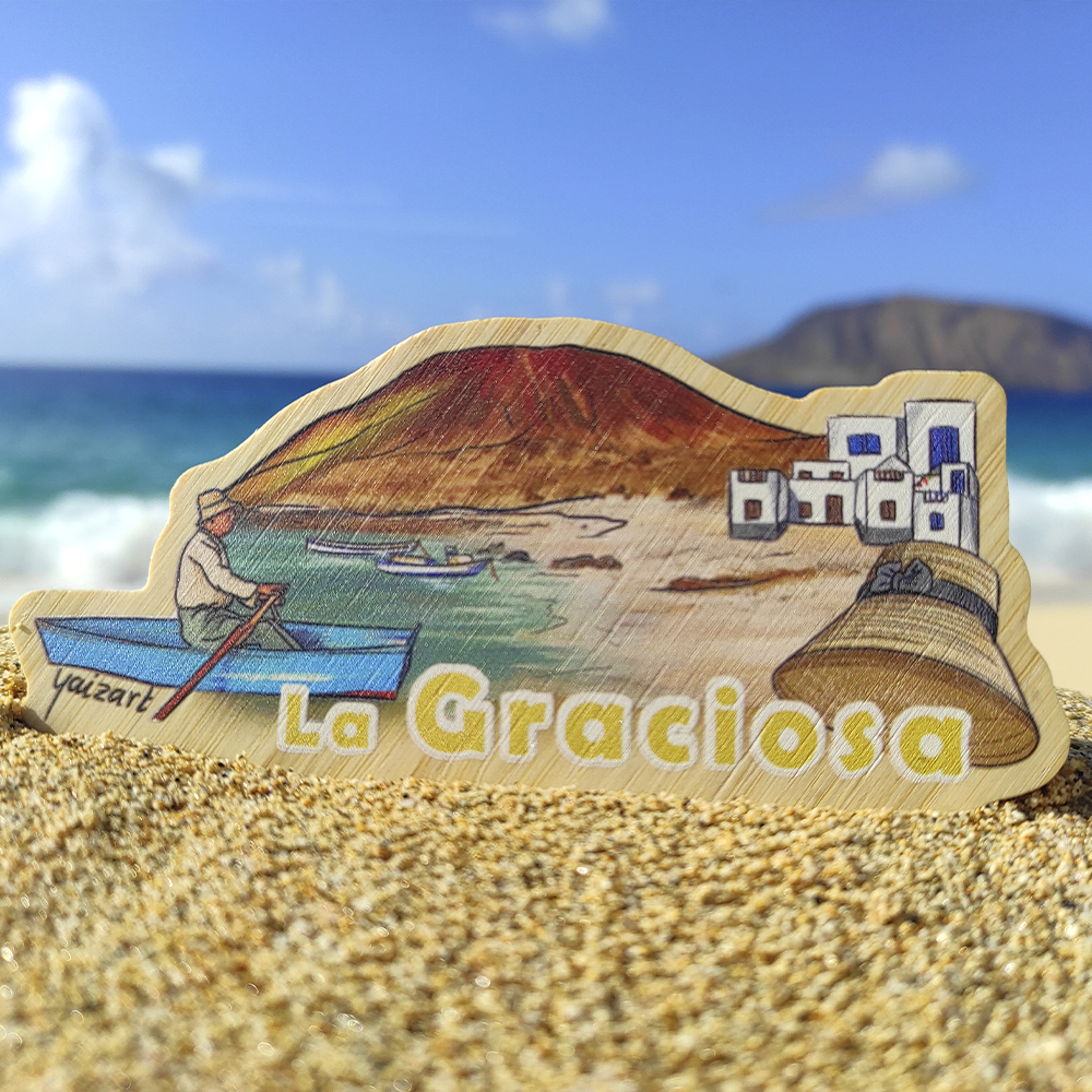 La Graciosa magnet in las conchas beach