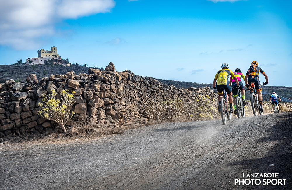 Lanzarote norte Bike Race near the Corona volcano